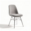 Chaise en tissu gris avec pieds en métal chromé dimensions 45 x 45 x 85cm
